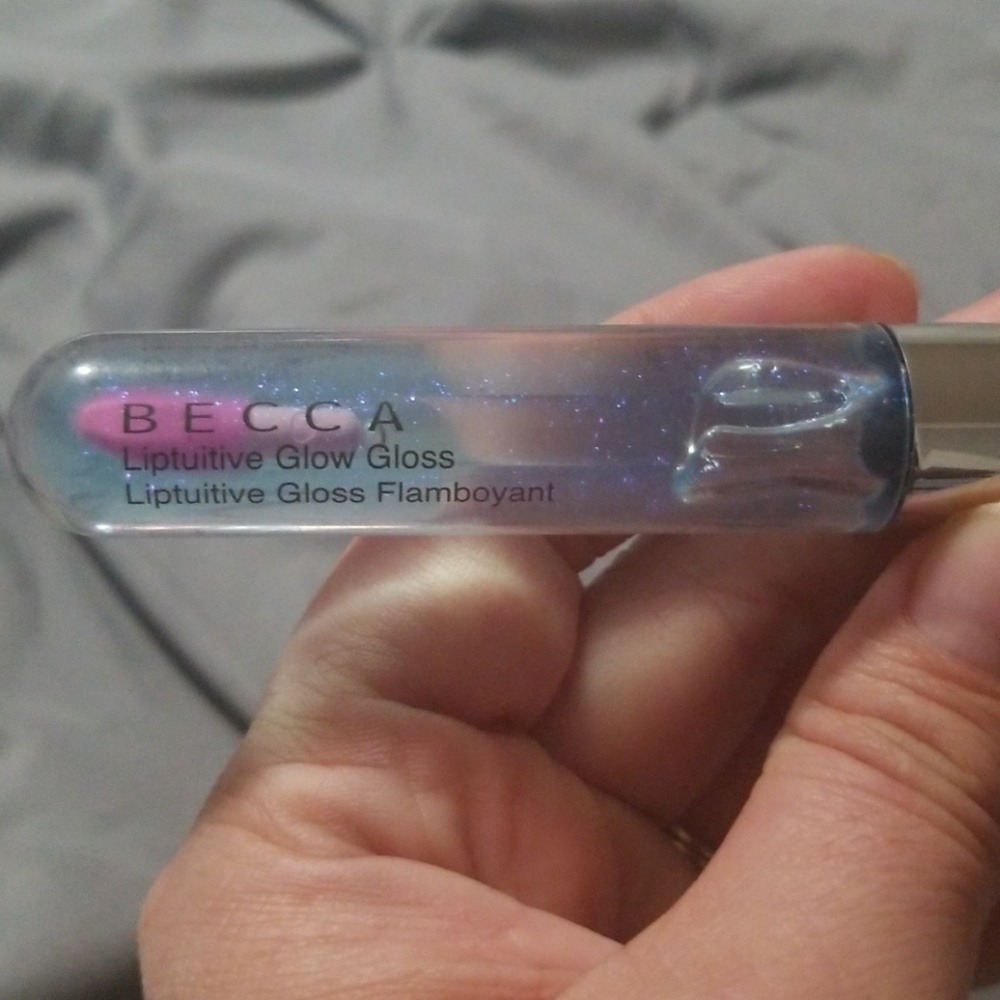 Becca liptuitive glow gloss